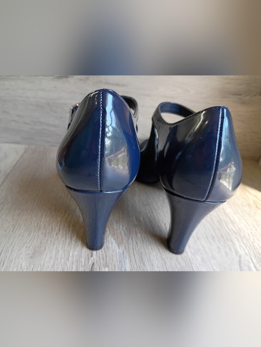Giani Bernini Women's Slip on Pumps Navy Blue Suede upper Sz 7.5 M - Picture 12 of 14